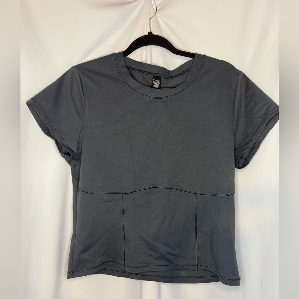 Women's Gray Victorias Secret On Point Cropped Short Sleeve Top Size XL